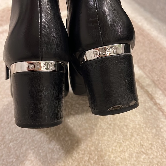DKNY boots - Picture 3 of 6